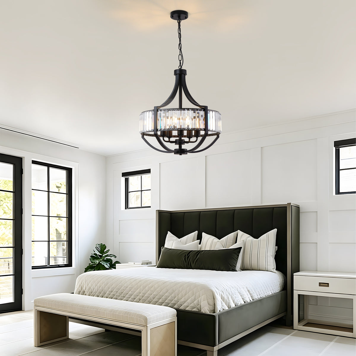 The Everly Farmhouse Chandelier
